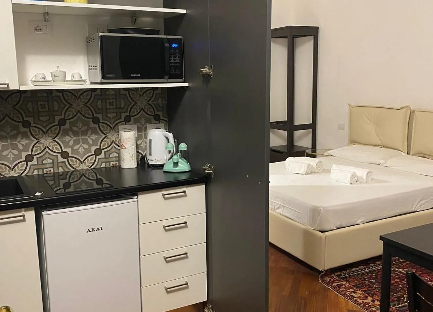 Araba Fenice Apartments - Bari Centro